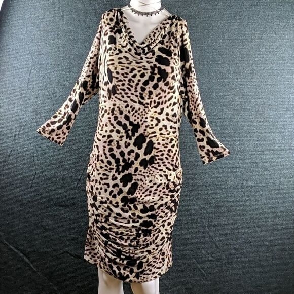 Jennifer Lopez Dresses & Skirts - J. Lo Animal Print Ruched Sides 3/4 Sleeve Dress